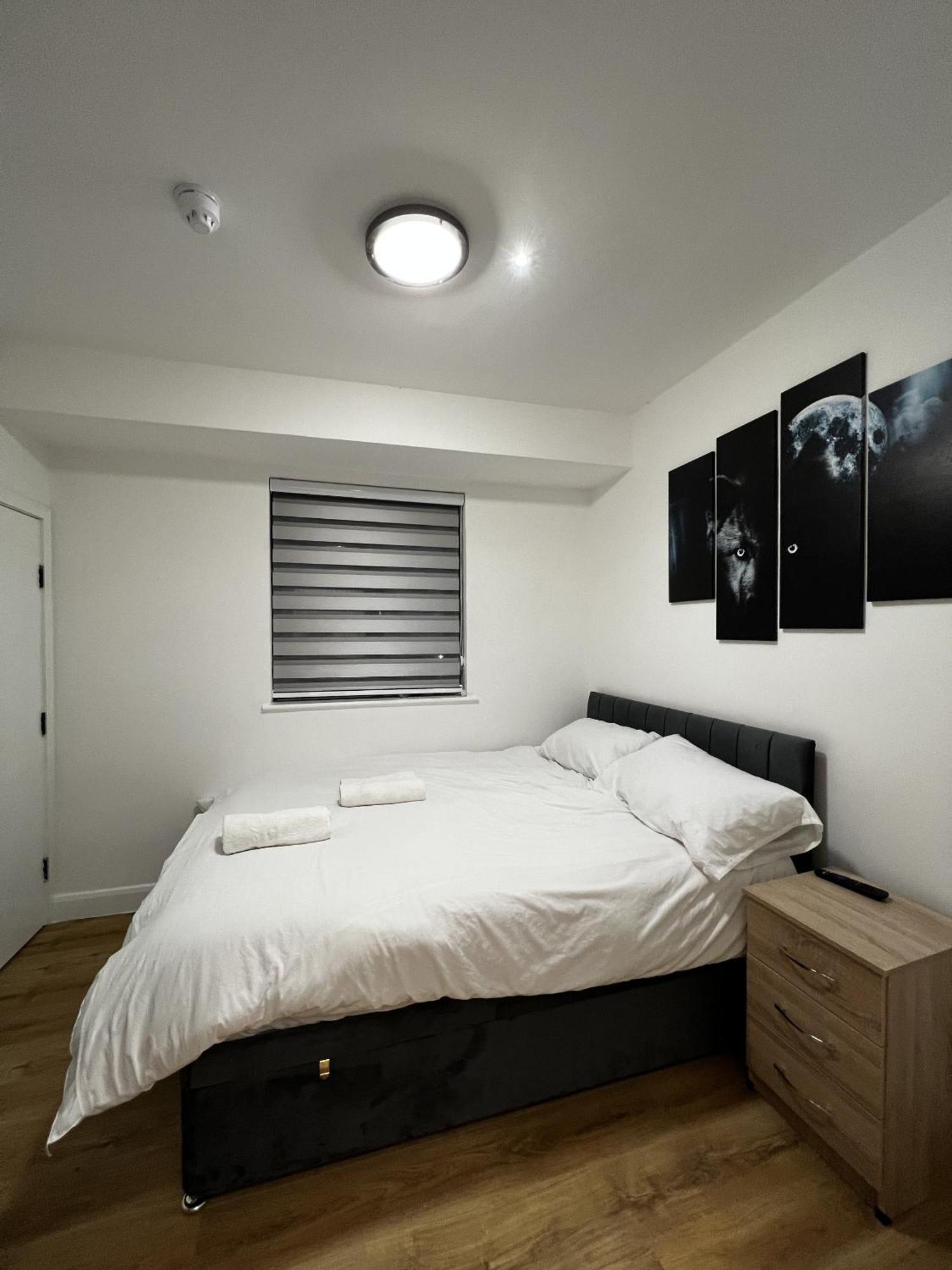 The Barrington Hotel New Barnet Bagian luar foto
