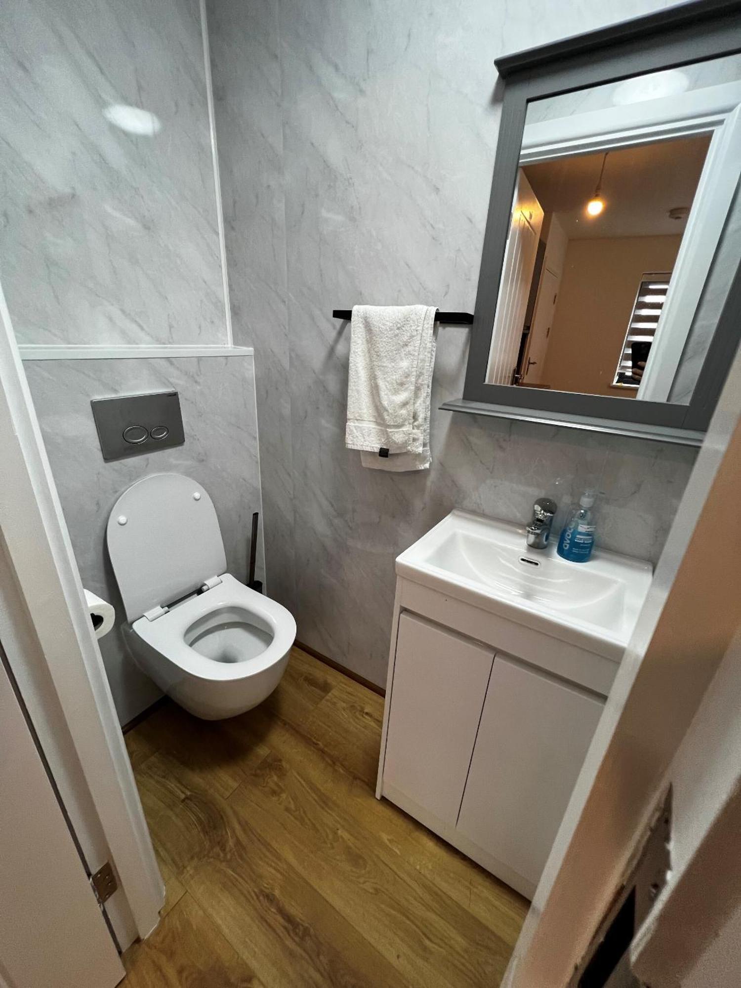 The Barrington Hotel New Barnet Bagian luar foto