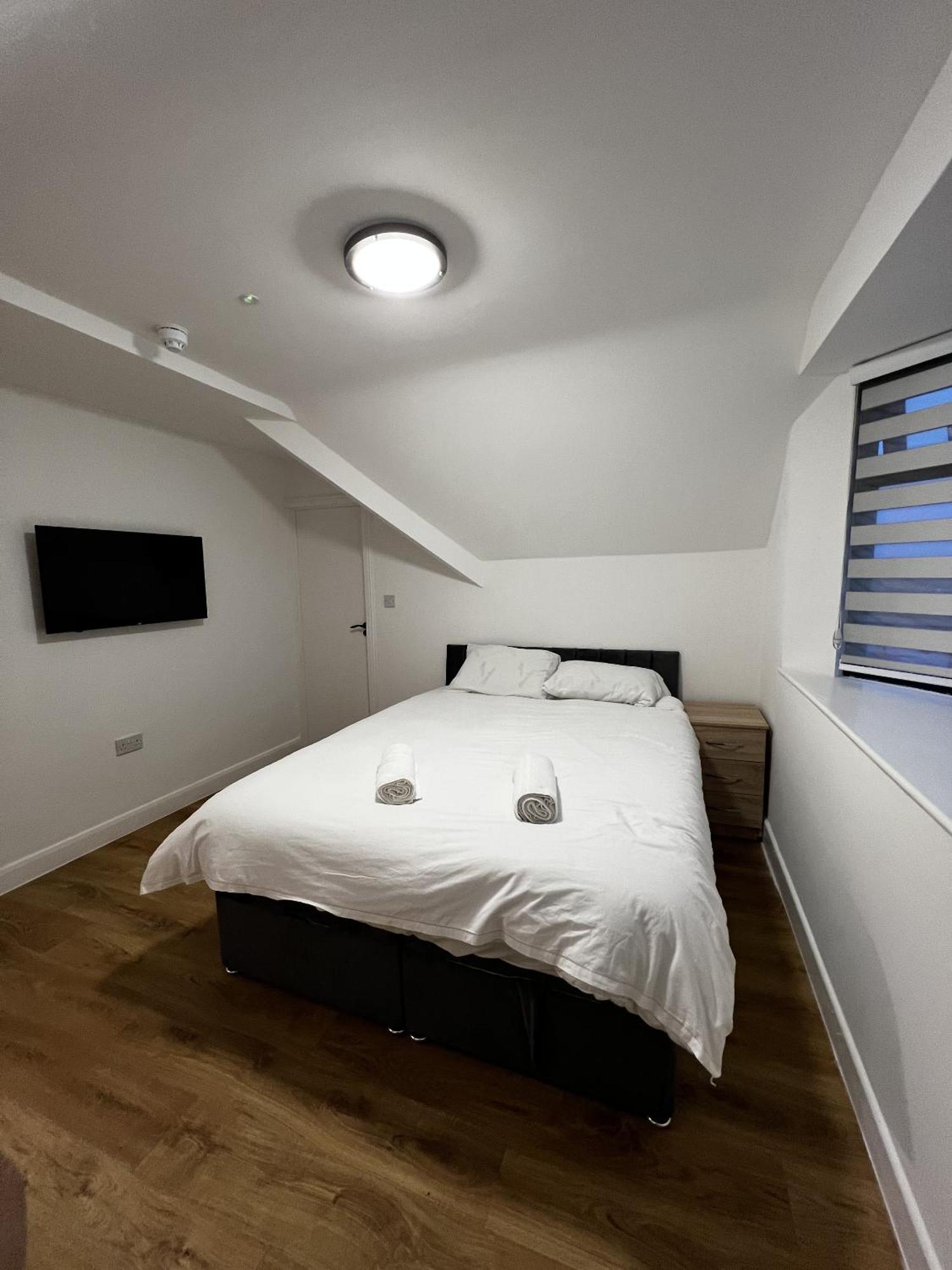 The Barrington Hotel New Barnet Bagian luar foto