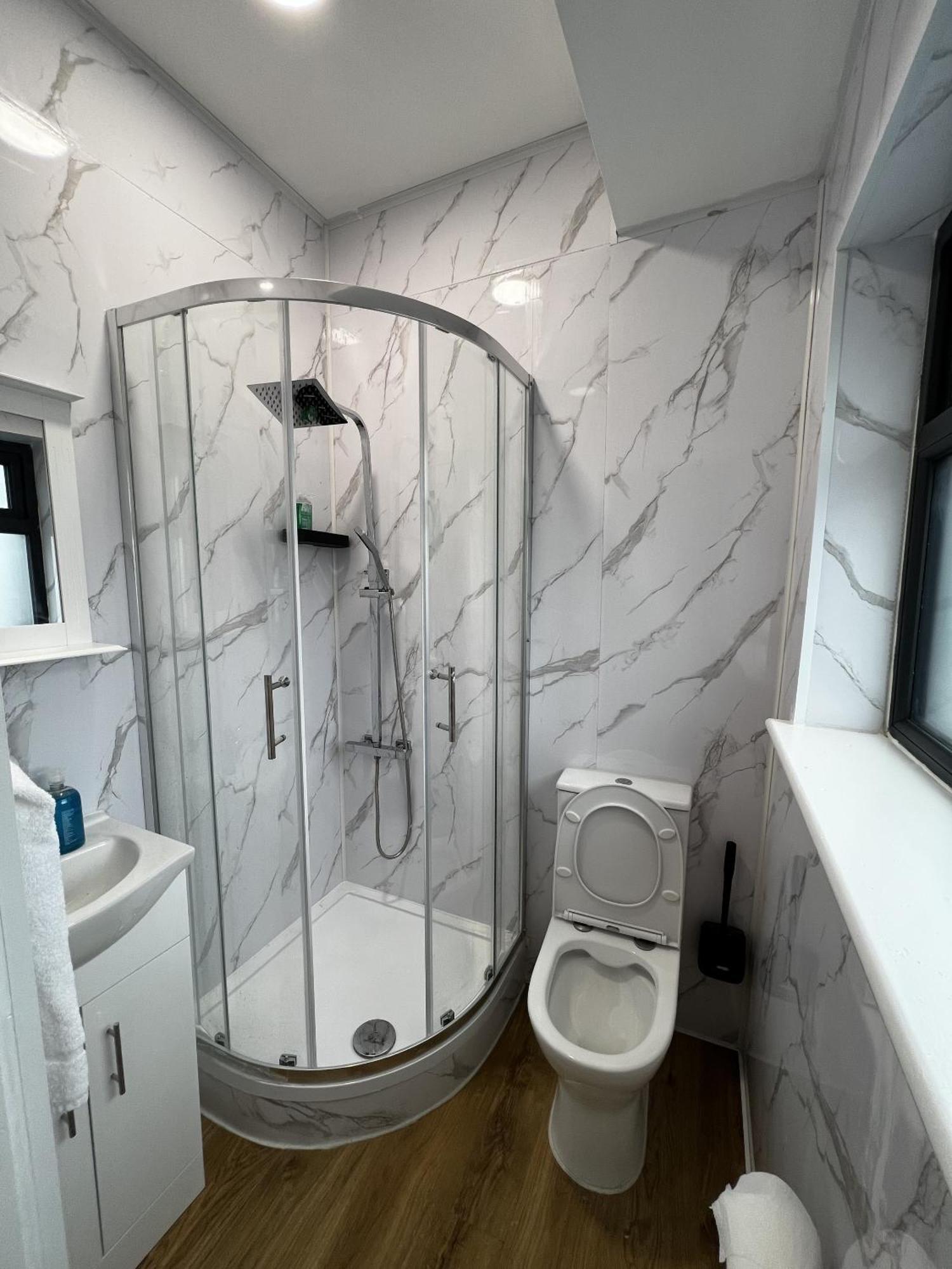 The Barrington Hotel New Barnet Bagian luar foto