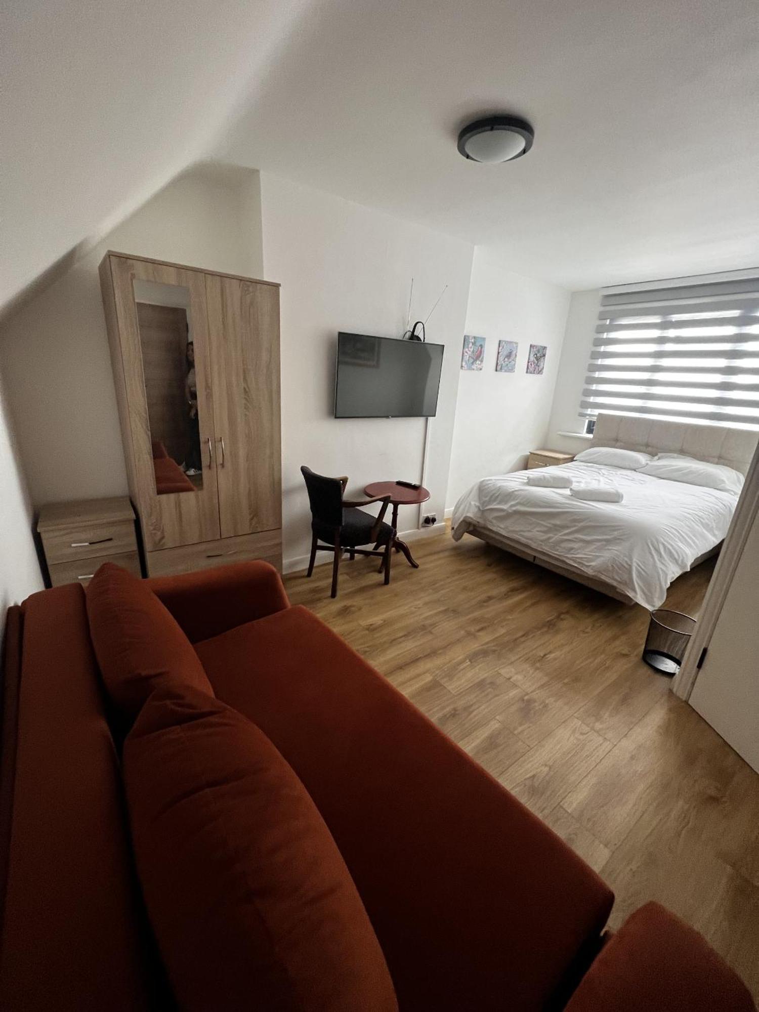 The Barrington Hotel New Barnet Bagian luar foto